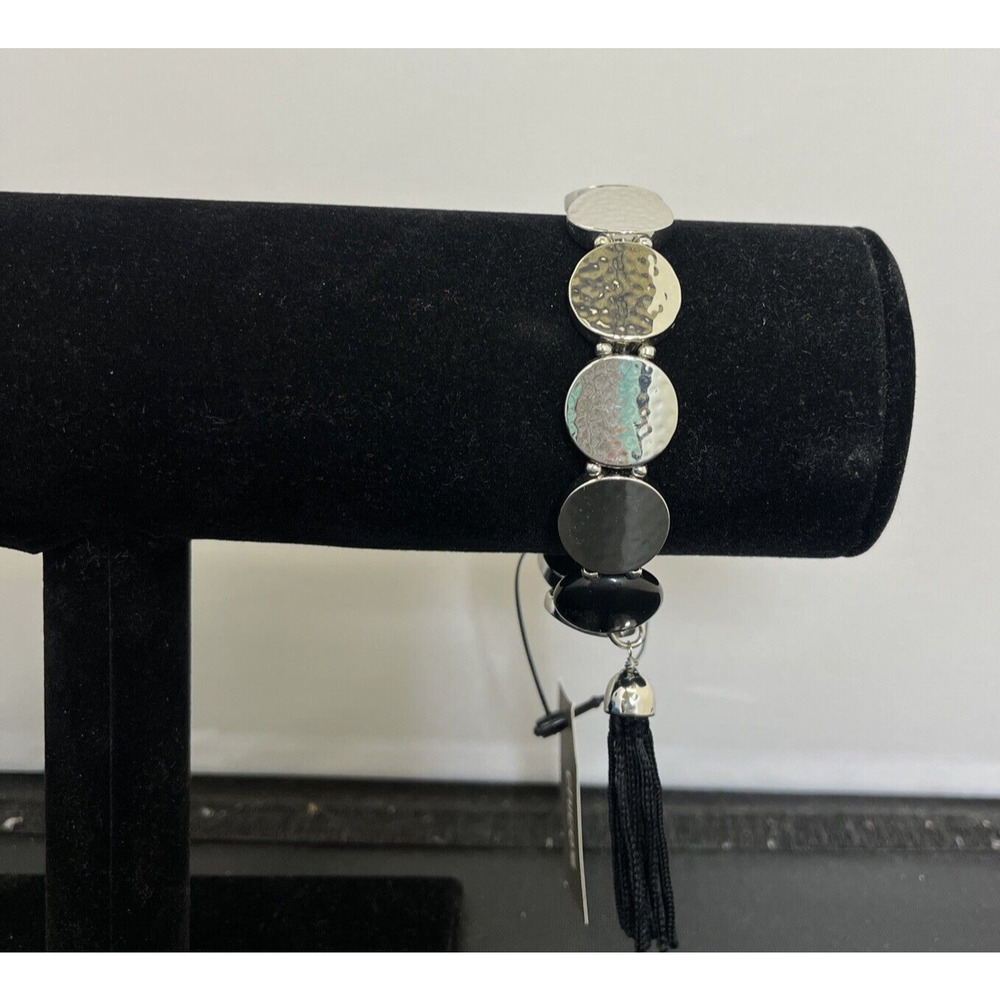 CHICO'S - Silver Hammered Metal Round & Black Cade Stretch Bracelet NWT) Charity - Picture 2 of 7